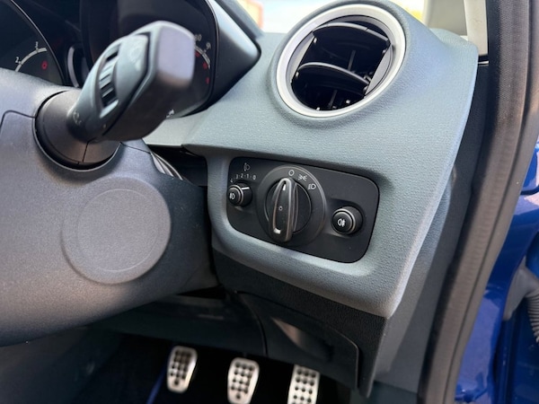 Used Ford Fiesta 2010 for sale - 76105401: Photo 20