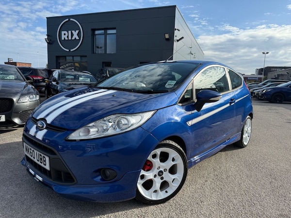 Used Ford Fiesta 2010 for sale - 76105401: Photo 2