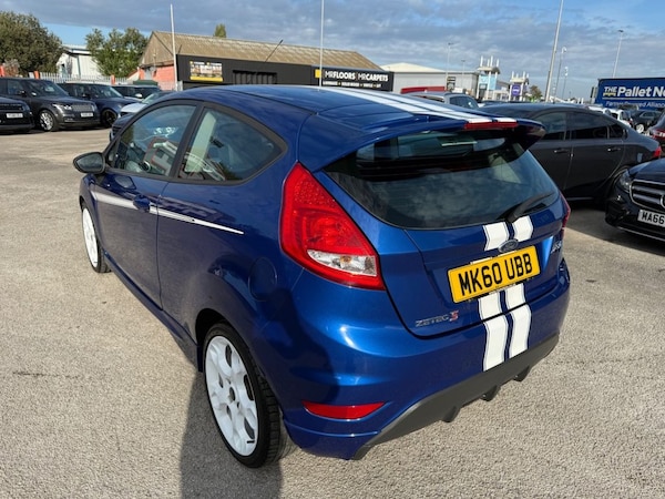 Used Ford Fiesta 2010 for sale - 76105401: Photo 5