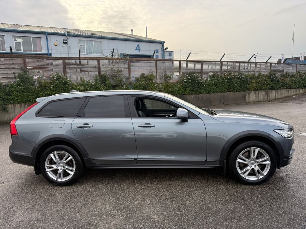 Used Volvo V90 2017 for sale - 76821186: Photo 11