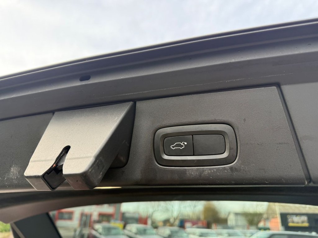 Used Volvo V90 2017 for sale - 76821186: Photo 8