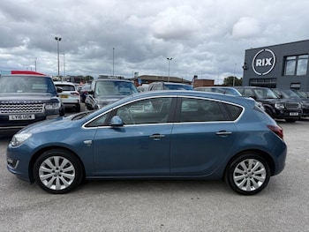Used Vauxhall Astra 2013 for sale - 79422917: Photo