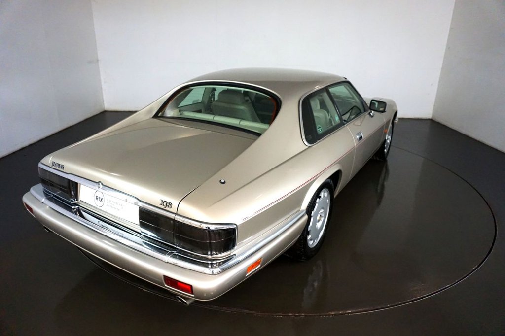 Used Jaguar XJS 1996 for sale - 76376270: Photo 10