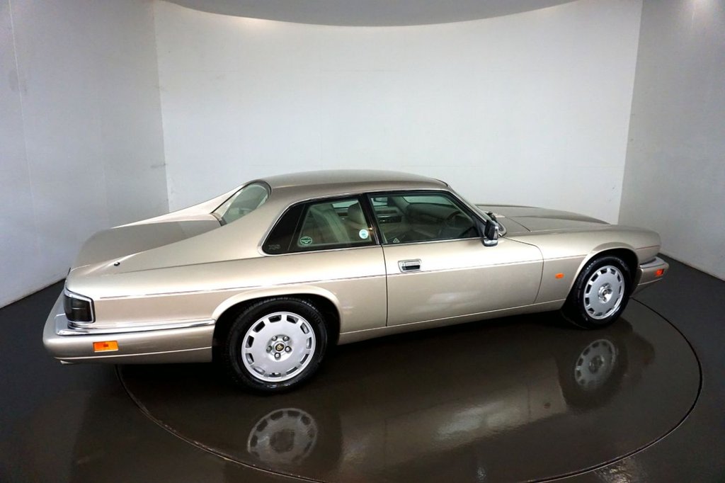 Used Jaguar XJS 1996 for sale - 76376270: Photo 11