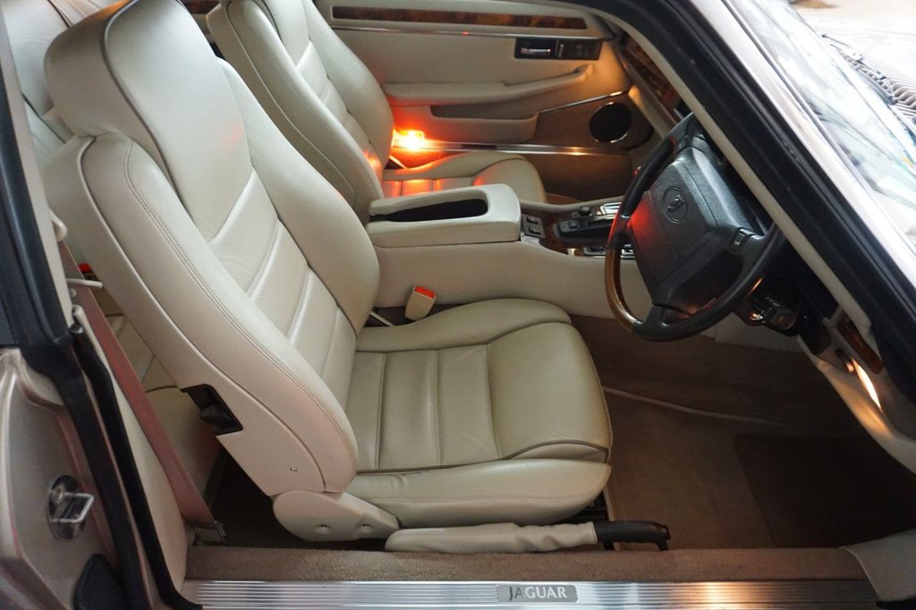 Used Jaguar XJS 1996 for sale - 76376270: Photo 22