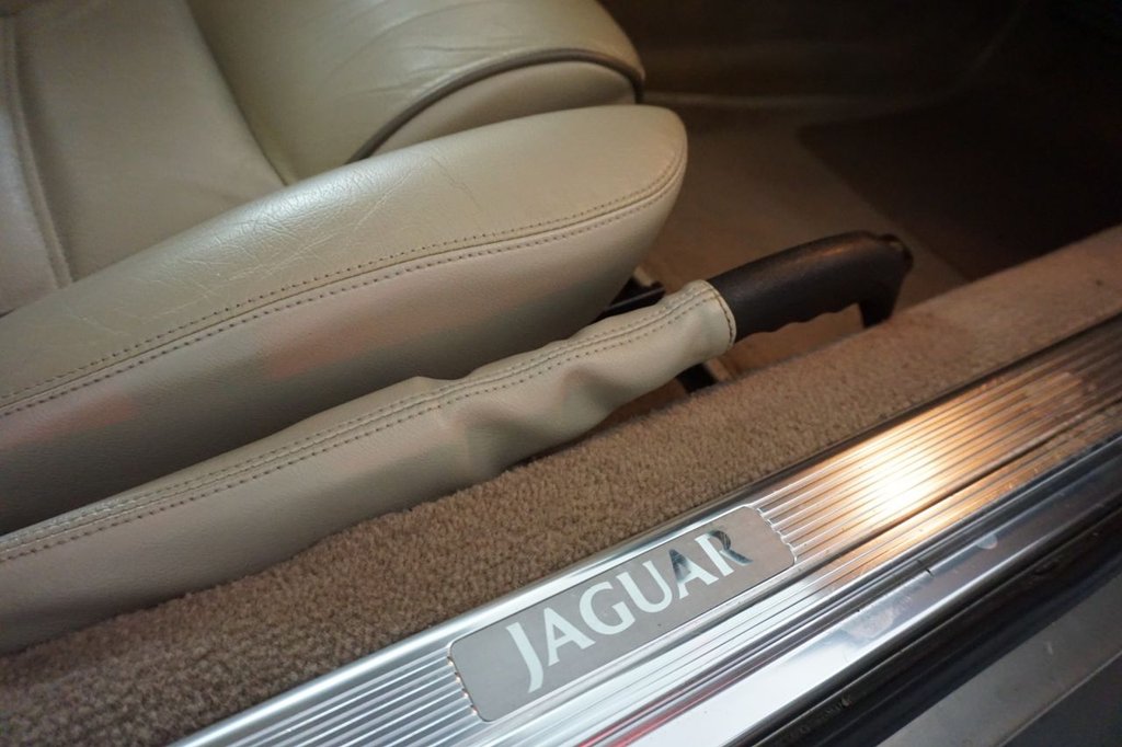 Used Jaguar XJS 1996 for sale - 76376270: Photo 23