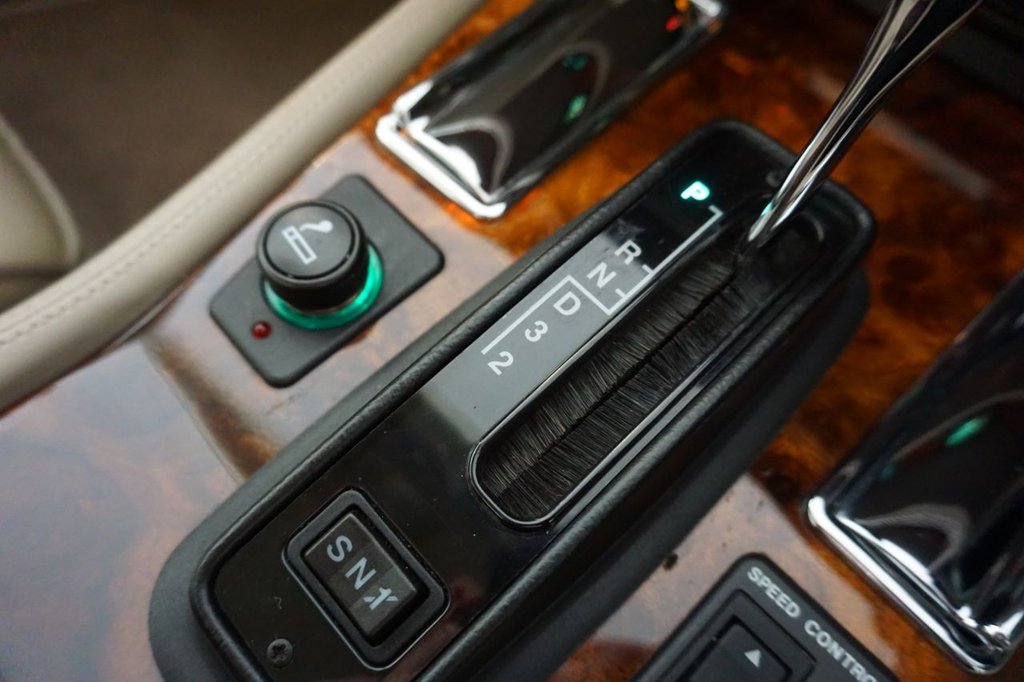 Used Jaguar XJS 1996 for sale - 76376270: Photo 34