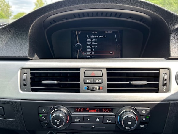 Used BMW 3 Series 2011 for sale - 74423618: Photo 27
