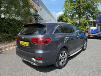 Used Kia Sorento 2018 for sale - 74054895: Photo