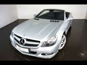 2010 (5L) - 3.5 SL350 2d 315 BHP-SUPERB LOW MILEAGE EXAMPLE FINISHED IN IRIDIUM SILVER 2-Door