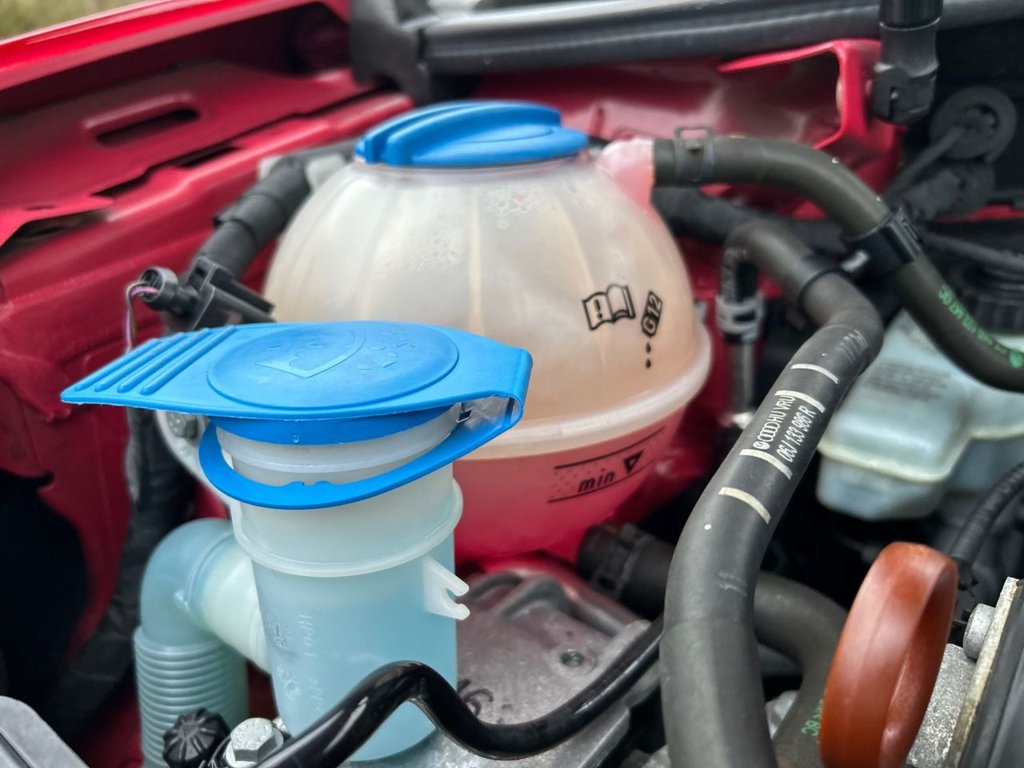 Used Volkswagen Golf 2012 for sale - 77065275: Photo 29