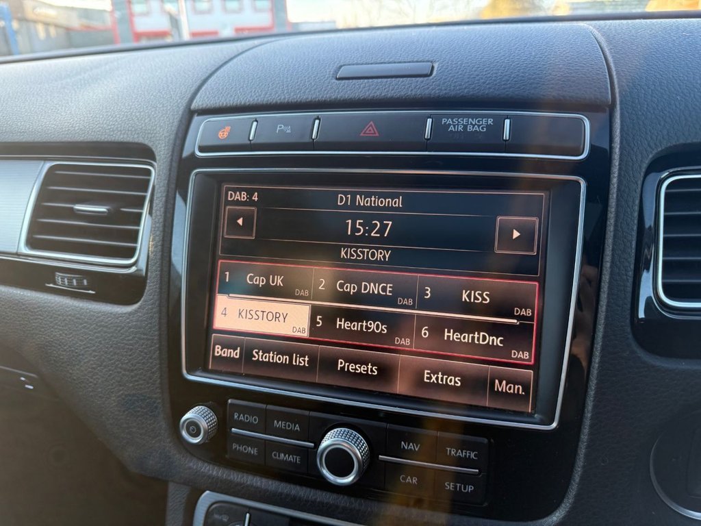 Used Volkswagen Touareg 2016 for sale - 77879425: Photo 24