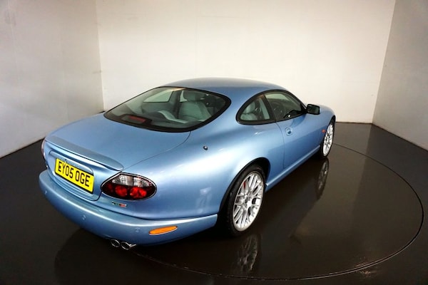 Used Jaguar XKR 2005 for sale - 74884305: Photo 15