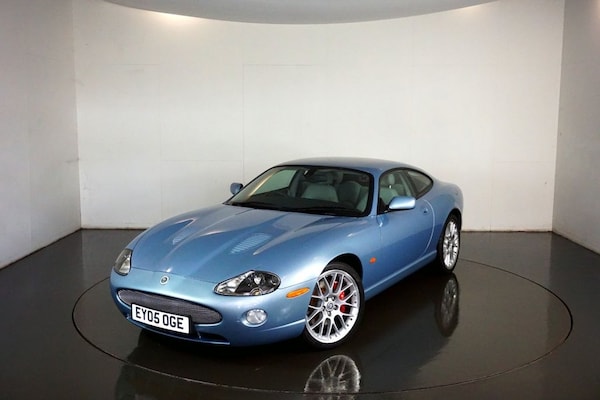 Used Jaguar XKR 2005 for sale - 74884305: Photo 1