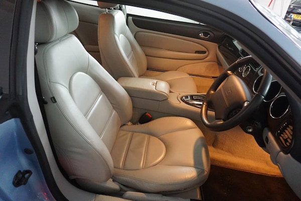 Used Jaguar XKR 2005 for sale - 74884305: Photo 24