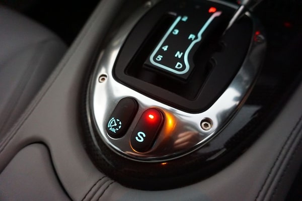 Used Jaguar XKR 2005 for sale - 74884305: Photo 36