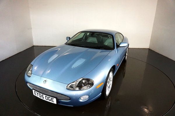 Used Jaguar XKR 2005 for sale - 74884305: Photo 3