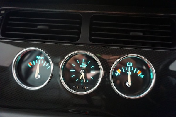 Used Jaguar XKR 2005 for sale - 74884305: Photo 40