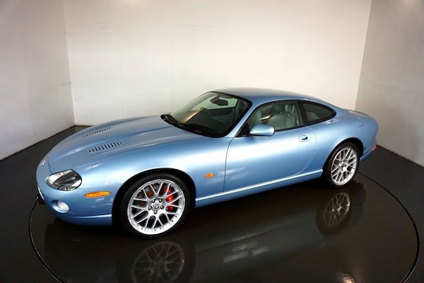 Used Jaguar XKR 2005 for sale - 74884305: Photo 4