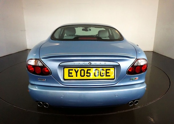 Used Jaguar XKR 2005 for sale - 74884305: Photo 9