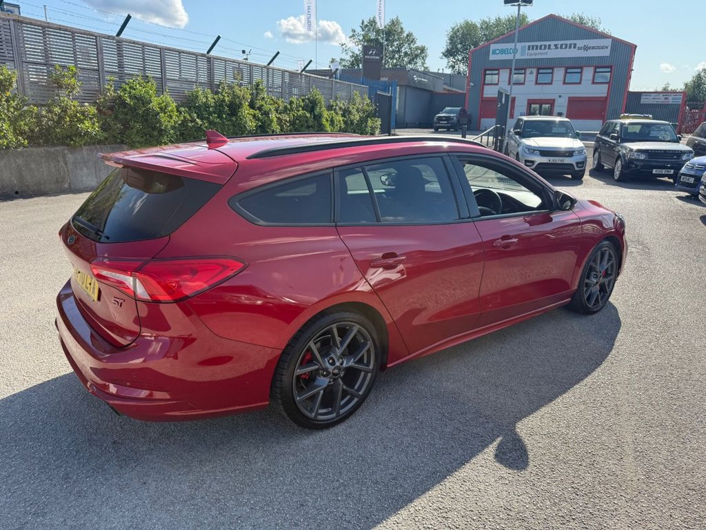 Used Ford Focus 2020 for sale - 76406180: Photo 11