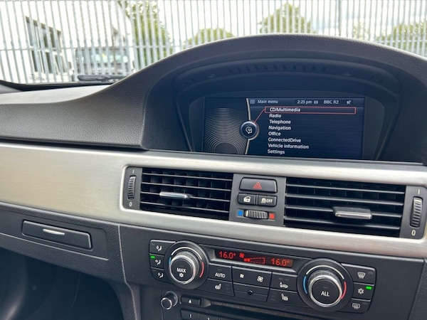 Used BMW 3 Series 2012 for sale - 74721829: Photo 29