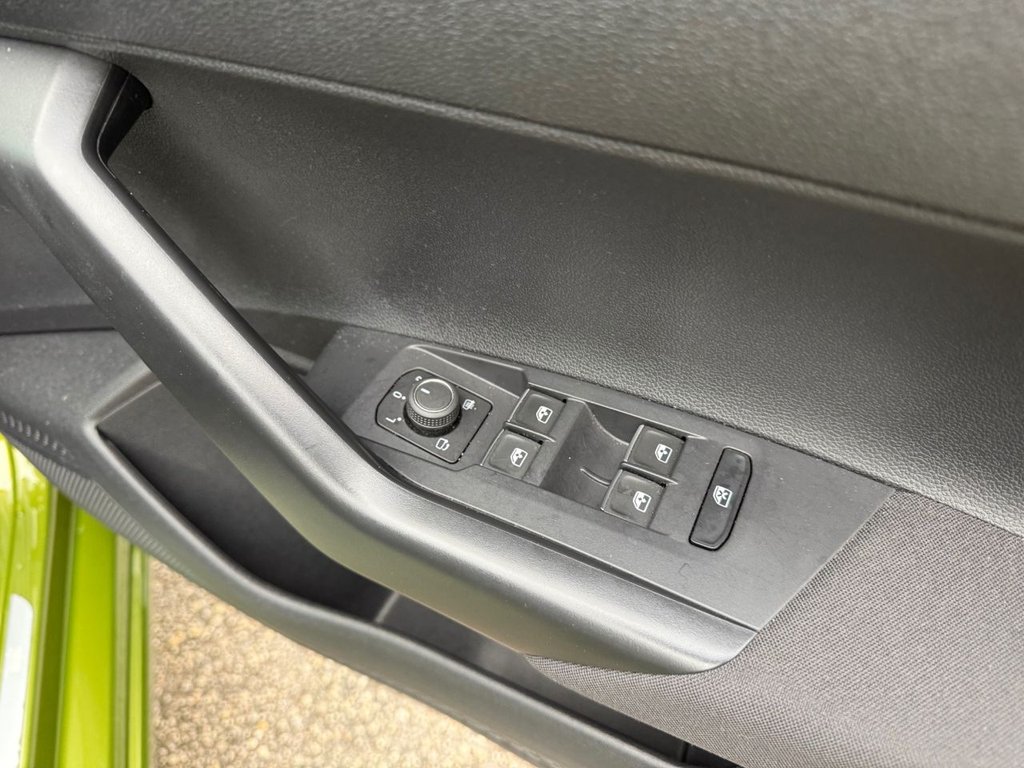 Used Volkswagen Taigo 2024 for sale - 76470424: Photo 17