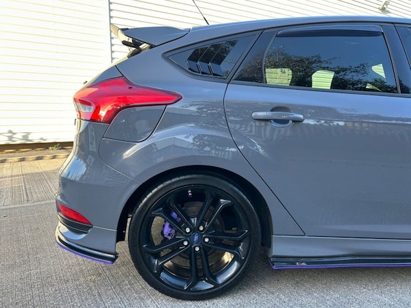 Used Ford Focus 2015 for sale - 76148057: Photo 11