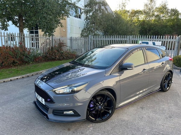 Used Ford Focus 2015 for sale - 76148057: Photo 13