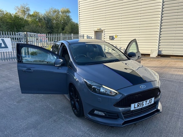 Used Ford Focus 2015 for sale - 76148057: Photo 19