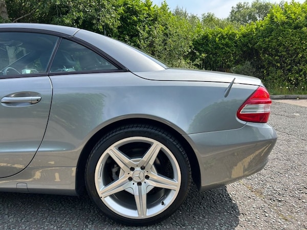 Used Mercedes-Benz SL 2008 for sale - 74845320: Photo 11