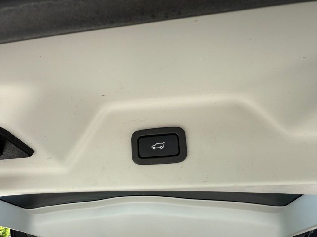 Used Land Rover Range Rover 2015 for sale - 77369151: Photo 9