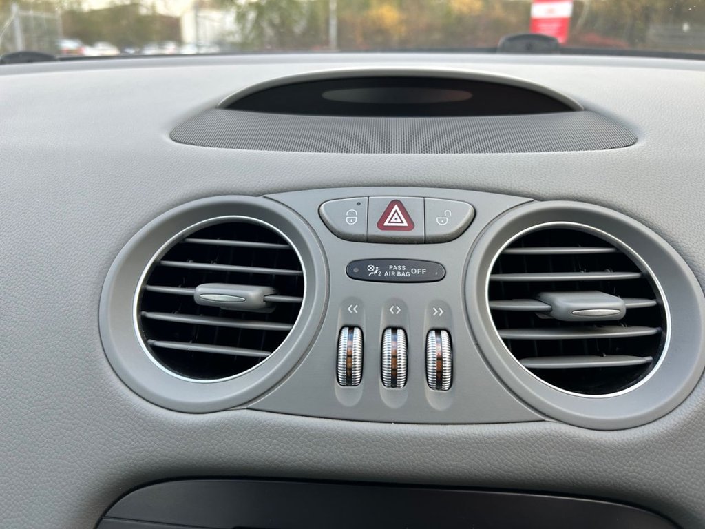 Used Mercedes-Benz SL 2006 for sale - 76500962: Photo 33