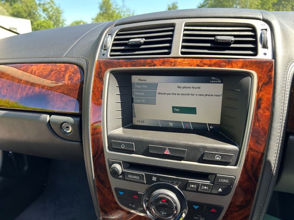 Used Jaguar XK 2006 for sale - 76481595: Photo 28