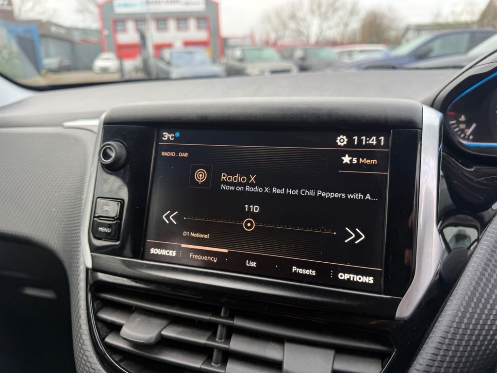 Used Peugeot 2008 2018 for sale - 77132996: Photo 21