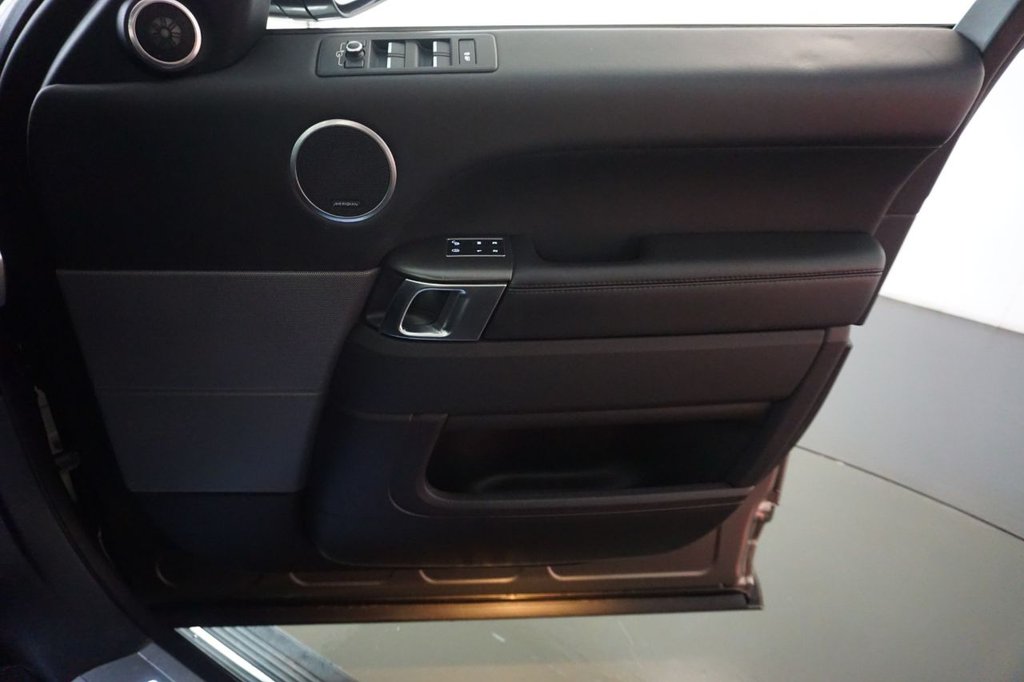 Used Land Rover Range Rover Sport 2017 for sale - 76454274: Photo 21