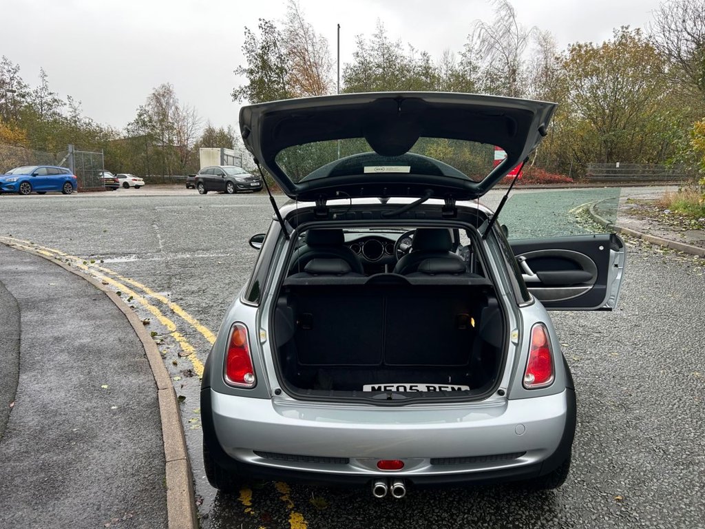 Used MINI Hatch 2005 for sale - 76469571: Photo 16