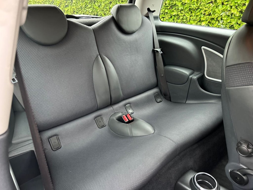 Used MINI Hatch 2005 for sale - 76469571: Photo 29