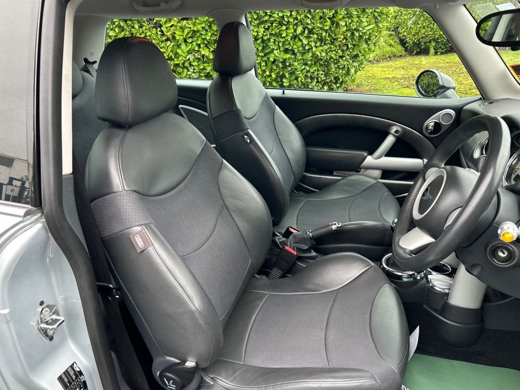 Used MINI Hatch 2005 for sale - 76469571: Photo 35