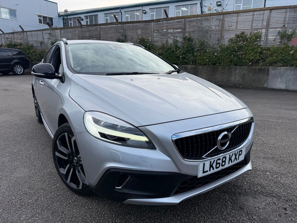 Used Volvo V40 Cross Country 2018 for sale - 77111250: Photo 12