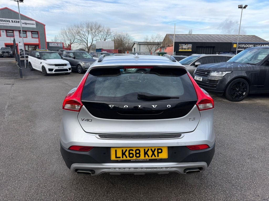 Used Volvo V40 Cross Country 2018 for sale - 77111250: Photo 6