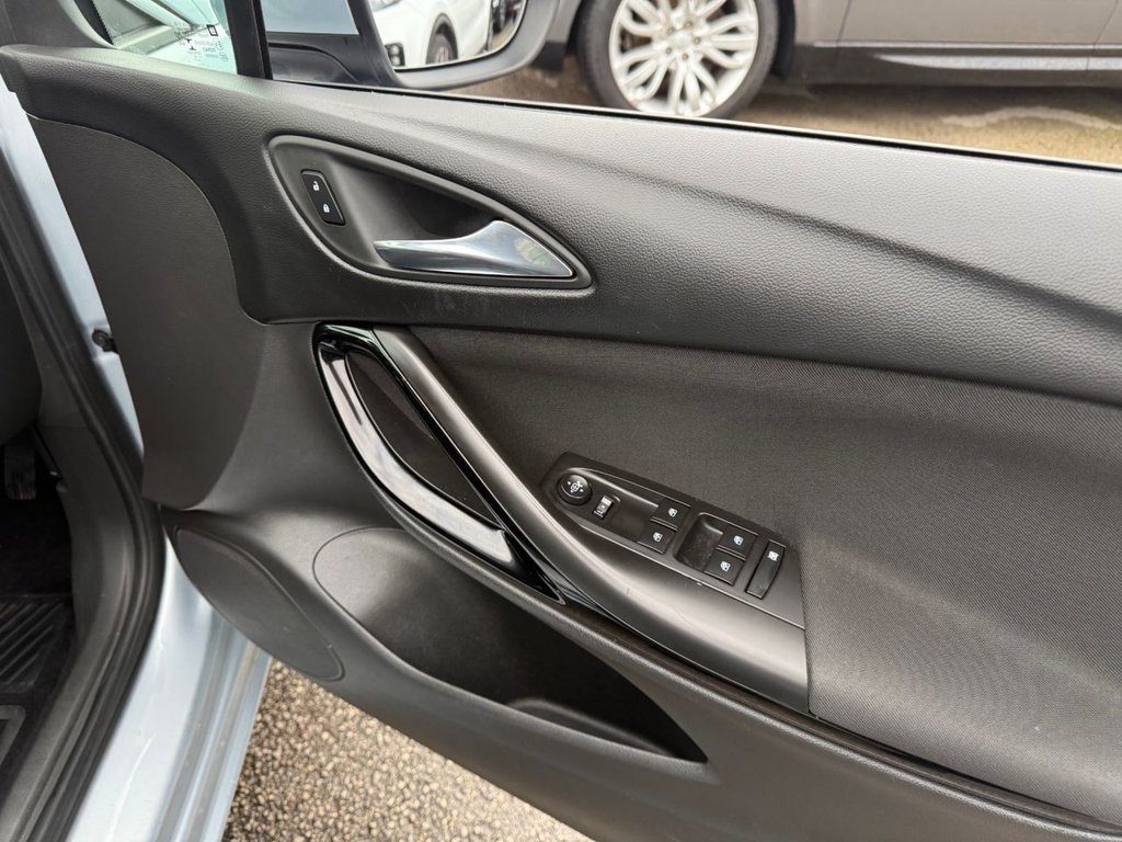 Used Vauxhall Astra 2018 for sale - 77558121: Photo 15