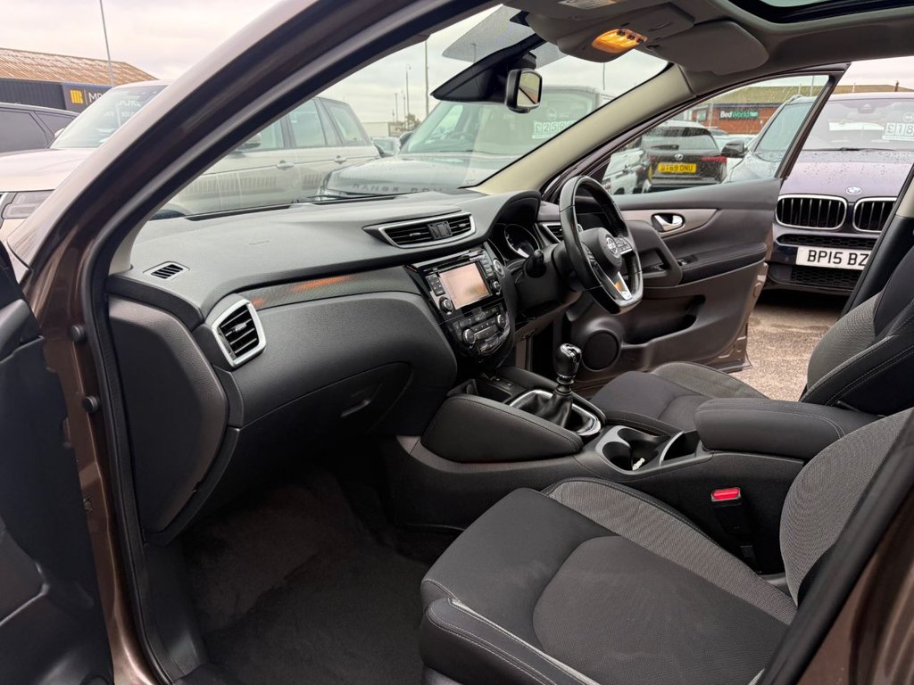 Used Nissan Qashqai 2017 for sale - 77328535: Photo 27