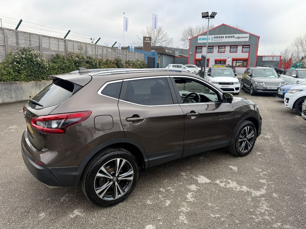 Used Nissan Qashqai 2017 for sale - 77328535: Photo 9