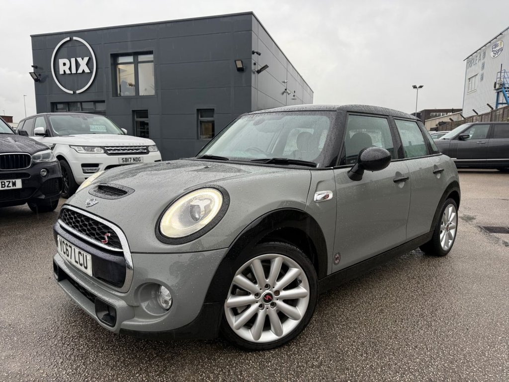Used MINI Hatch 2017 for sale - 76941647: Photo 2