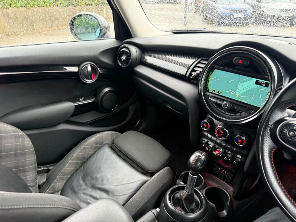 Used MINI Hatch 2017 for sale - 76941647: Photo 29