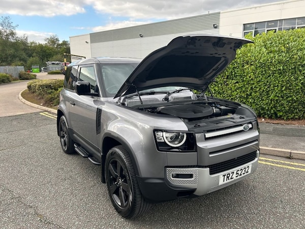 Used Land Rover Defender 2021 for sale - 76010193: Photo 23