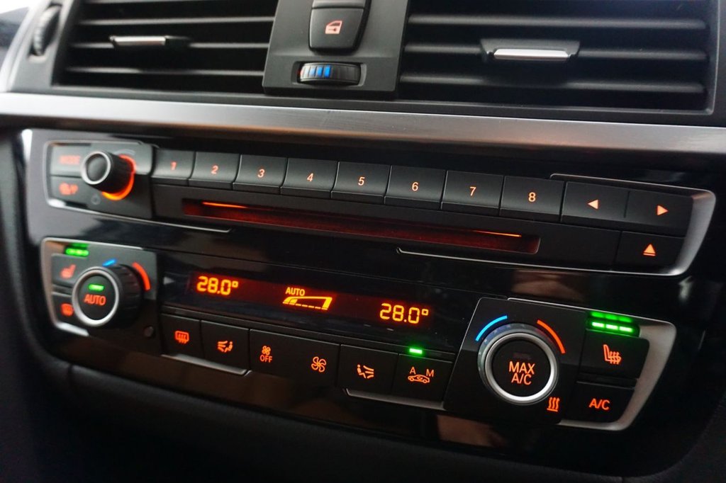 Used BMW 3 Series 2016 for sale - 77654934: Photo 26