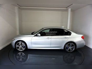 Used BMW 3 Series 2016 for sale - 77654934: Photo