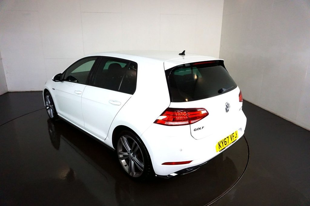 Used Volkswagen Golf 2017 for sale - 76106059: Photo 6